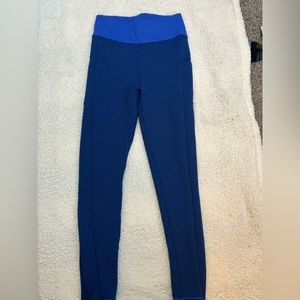Butt Enhancing Blue Leggings Medium